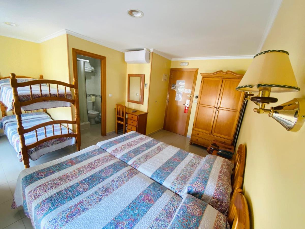 דניה Hostal L'Anfora מראה חיצוני תמונה