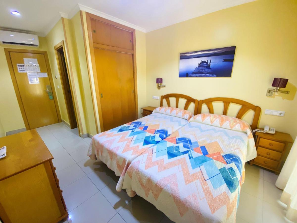 דניה Hostal L'Anfora מראה חיצוני תמונה