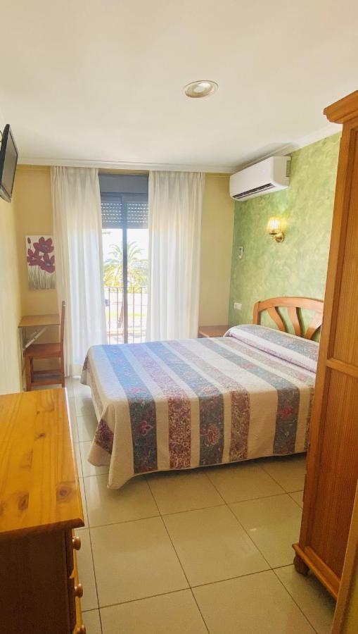 דניה Hostal L'Anfora מראה חיצוני תמונה