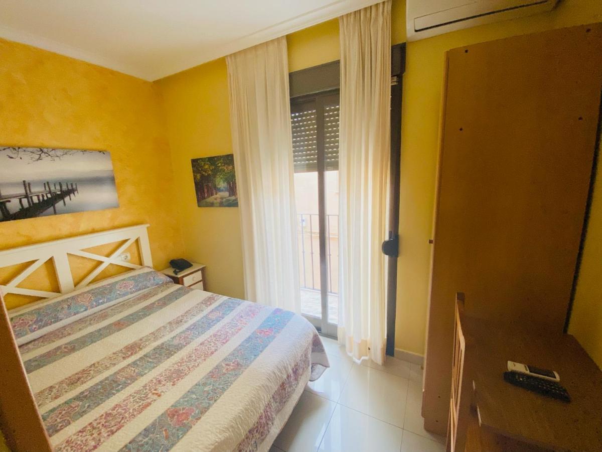 דניה Hostal L'Anfora מראה חיצוני תמונה