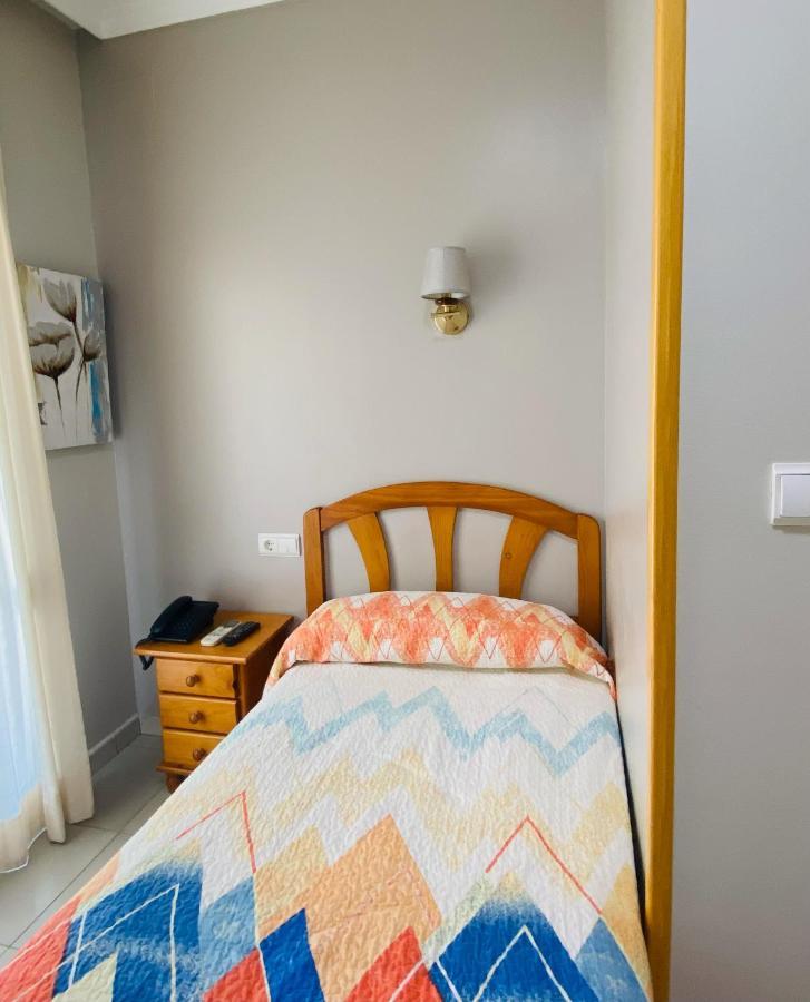 דניה Hostal L'Anfora מראה חיצוני תמונה